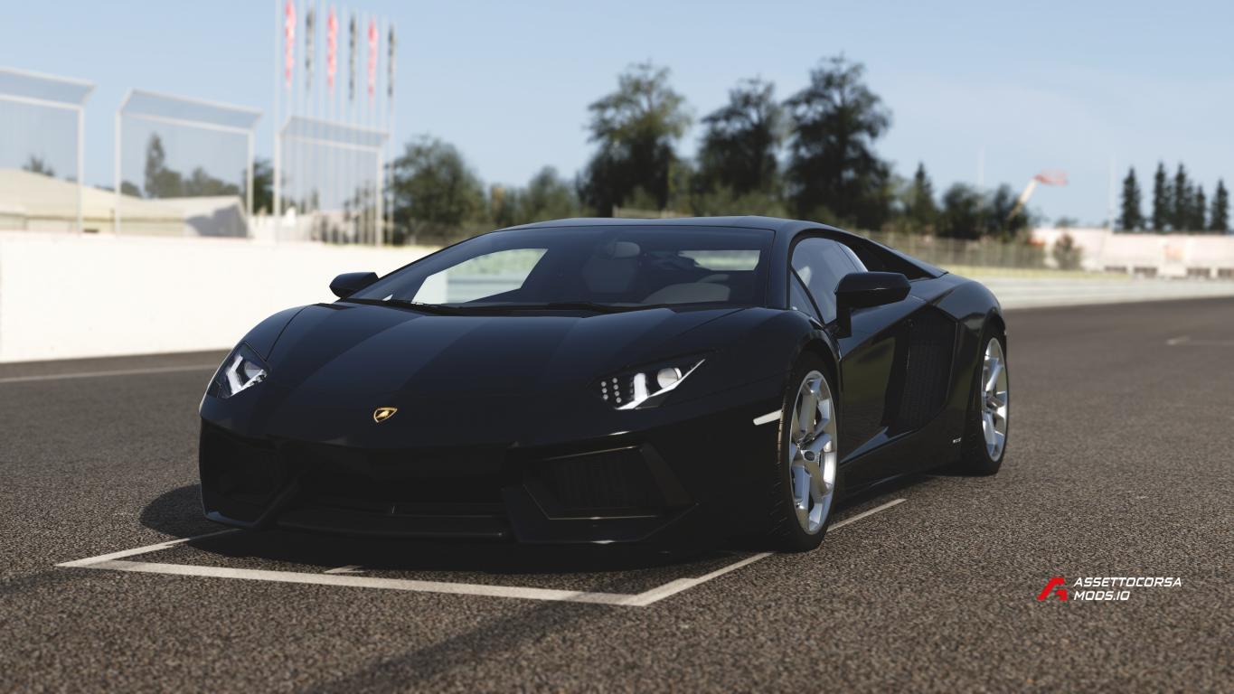 Lamborghini Aventador LP-700-4