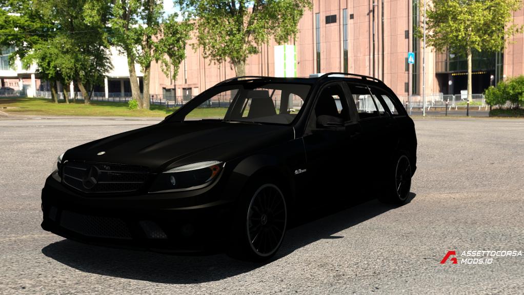 Mercedes-Benz C63 Wagon